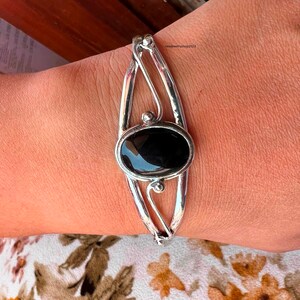 Black Onyx Bangle, 925 Sterling Silver, Gemstone Bangle, Handmade Gemstone Bangle, BT59