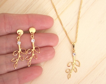 Leaf Necklace and Earrings Set, Gold Plated Jewelry Set, Gold Leaves with Diamonds Set, Gold Jewelry Set, Dainty Necklace, Dainty Earring