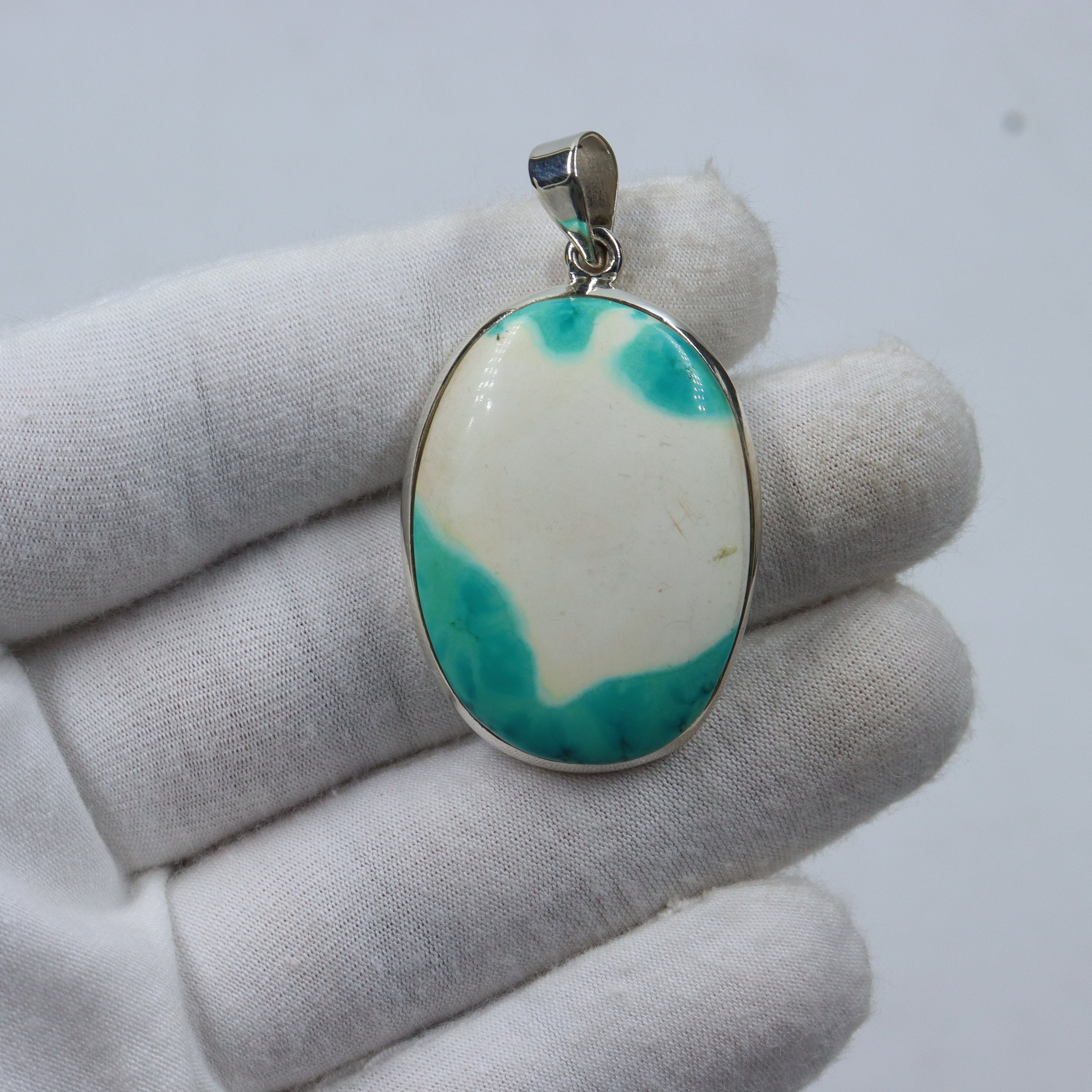ユニークなアリゾナターコイズスターリングシルバーネックレス