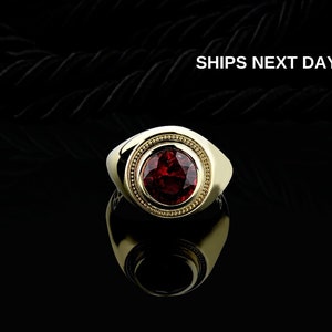 Antique Ruby Gold Signet Ring with Shiny Gemstone, 10K 14K Gold Vintage Pinky Ring with Emerald, Unique Mens Jewelry, Sapphire Promise Ring