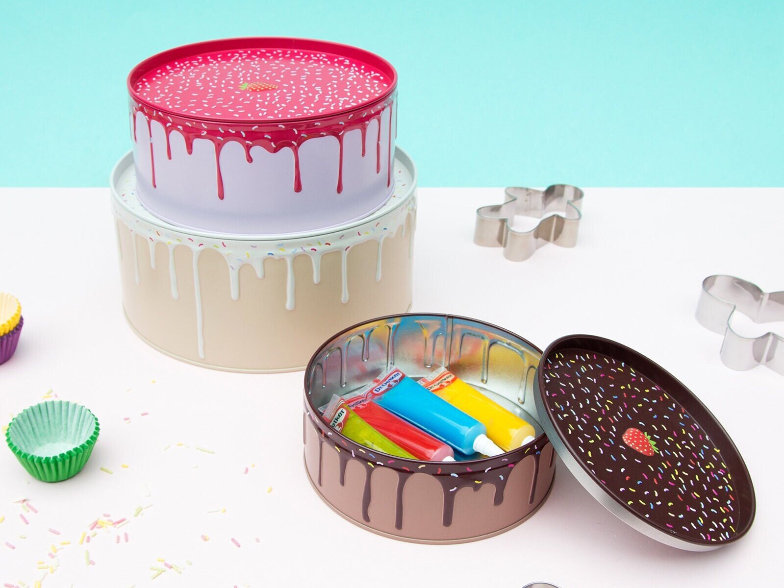 Cake Tin Baking Gifts Cake Tins Storage Set of 3 Biscuit Tin and Baking Supplies Muffin Cupcake Tins Baking Accessories