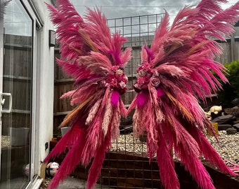 XL Pampas Grass Wings | Pink Floral Arrangement Wall Decor
