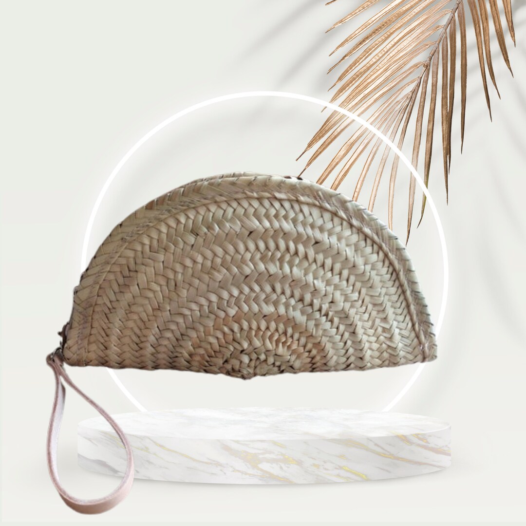 Half Moon Straw Clutch Purse With Zip Closure and Handle Etsy