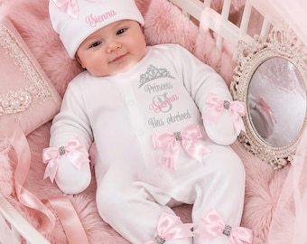 Newborn baby boy or girl  personalised a FULL SET is a babygrow hat mitts. EXTRAS Add a bib blanket or keepsake suitcase 2nd pic original