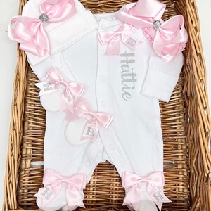 Newborn LUXURY baby homecoming set, any name initials on bows Personalised gift image 1