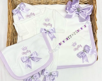 Newborn baby homecoming set, any name or text or character Personalised gift