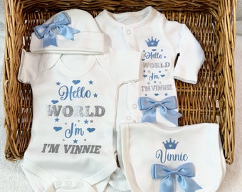 Newborn baby boy homecoming set, sleep suit, bodysuit, bib, hat, scratch, mittens, exclusive luxury bows Personalised gift