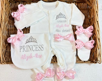 Newborn baby girl  homecoming set,  sleep suit, bib, hat, scratch mitts Personalised gift