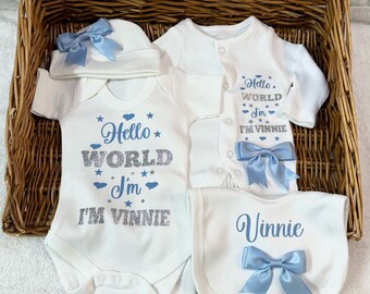 Newborn baby boy homecoming set, sleep suit, bodysuit, bib, hat, scratch, mittens, exclusive luxury bows Personalised gift