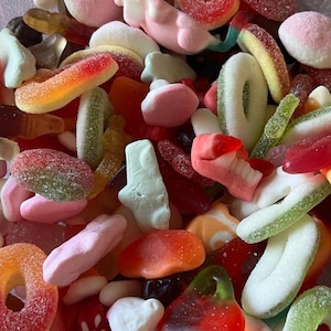 Huge sizes of Swedish Candy Mix. Lösviktgodis from Sweden, FREE Delivery