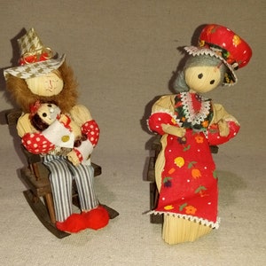 Corn Husk Mr. & Mrs.