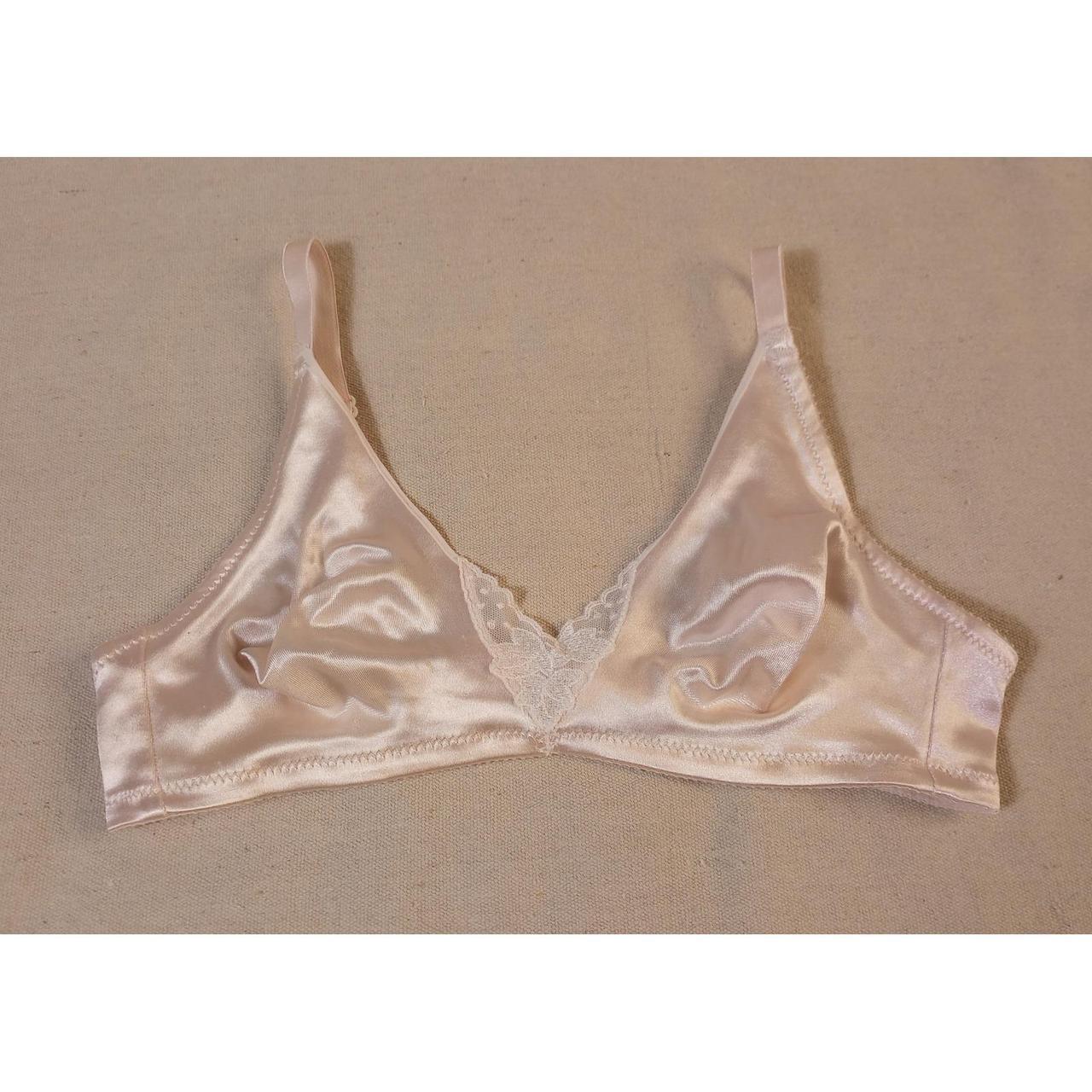 Bali Vintage 91490 Satin Lace Triangle Bralette Champagne Pink 38B Canada