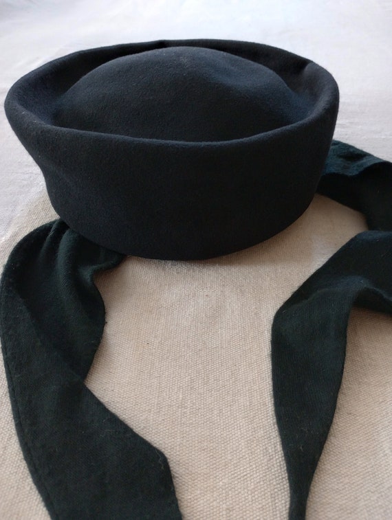 Union Made, Street Smart, Wool Hat with Scarf - image 2