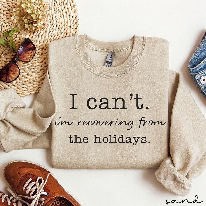 Funny Christmas Sweatshirt Funny Holiday Women's Sweater, Introvert Christmas Pullover, I Can't I'm Recovering from the Holidays Sweat Shirt bild 5
