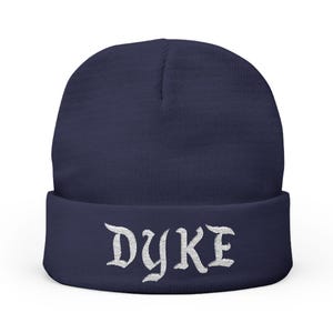 Geborduurde gebreide muts - lesbische beanie, D*ke beanie, WLW, sapphic, leuk, schattig, cadeaus, gay beanie, LGBT