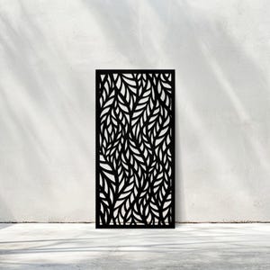 Leaf Design Metal Privacy Screen: Outdoor Garden Decor Panel
