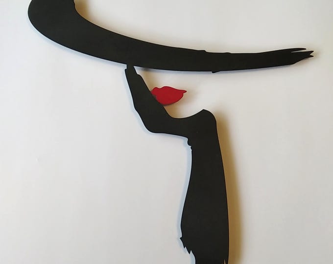 Girl in a Glove and a Hat Minimalism Woman Profile Beauty Studio Decor Fashion Wall Art Salon Decor Metal Wall Decor Cafe Decoration WallArt