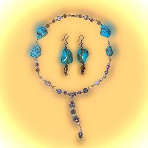 TURQUOISE NECKLACE & EARRINGS - Set