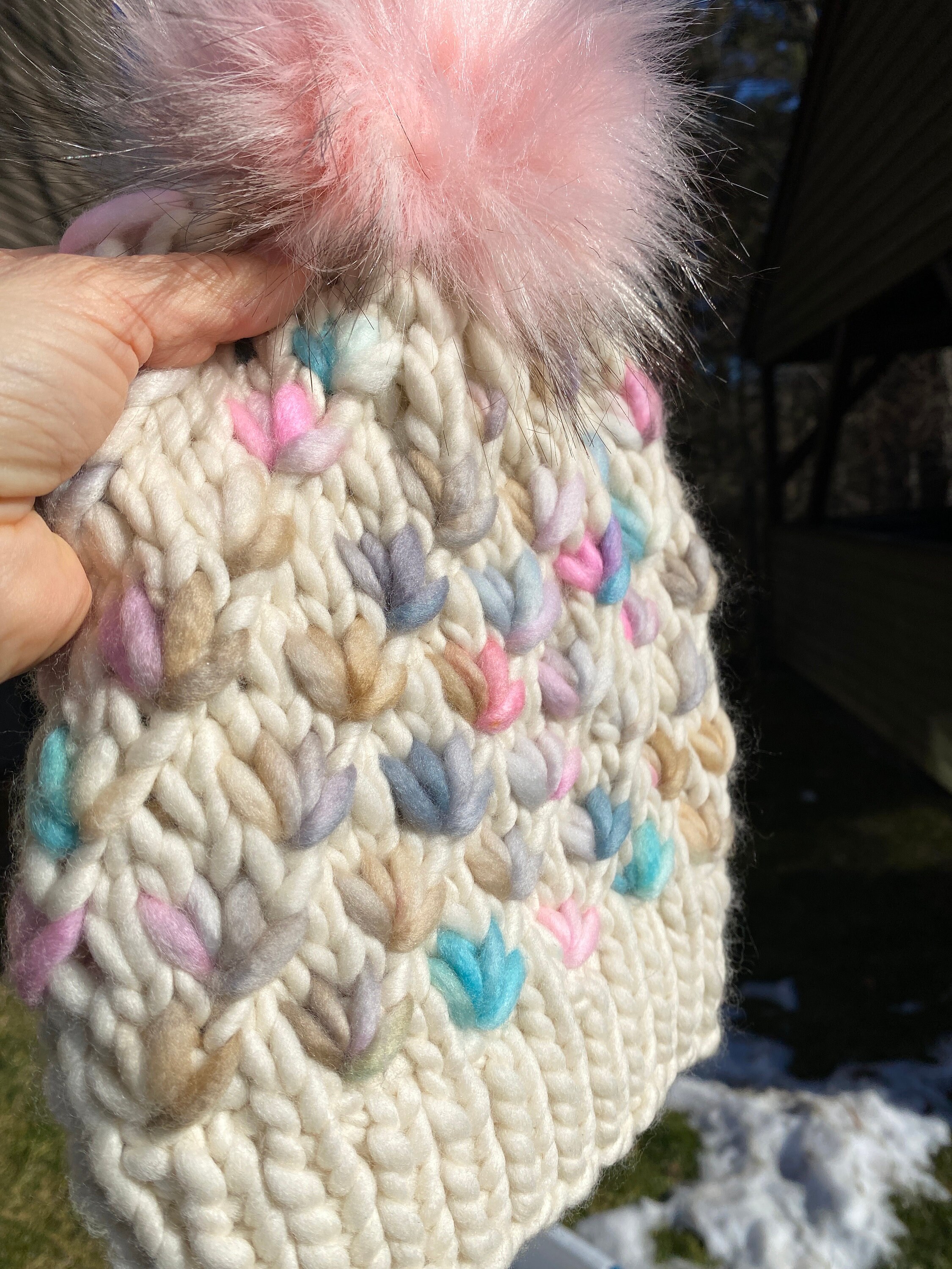 KNIT BEANIE WITH POM POM LOTUS LOVERS main image 1