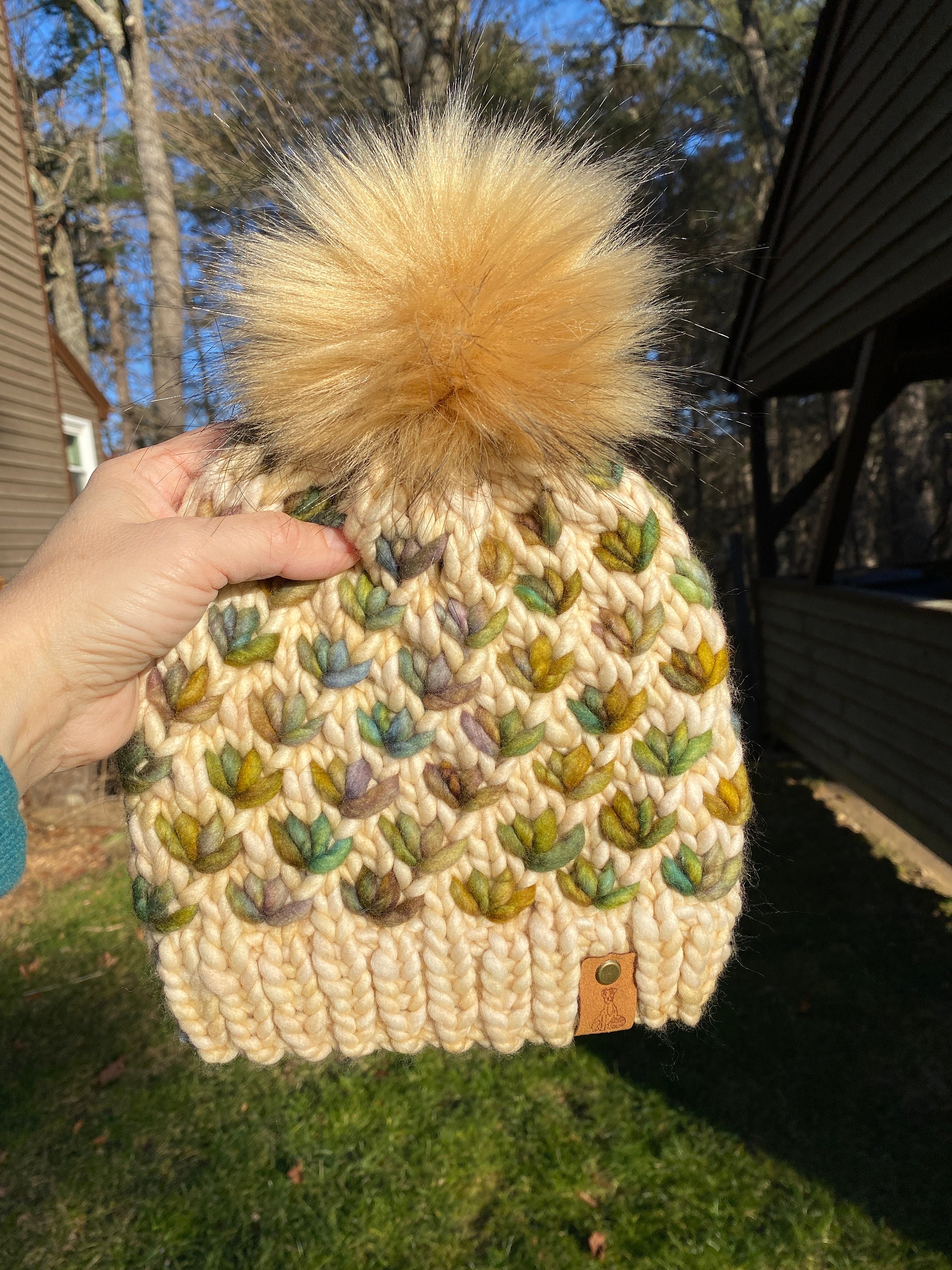 BEANIE LOTUS