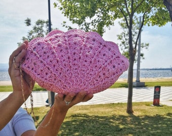 Knitting Pink Oyster Bag / Handmade