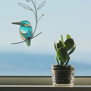 Cute Green Stained Glass Metal Bird Wall Hanging Adorable Cling Pendant Suncatcher Figurine Ornament Art Home Decor Accent, Office, Porch image 4