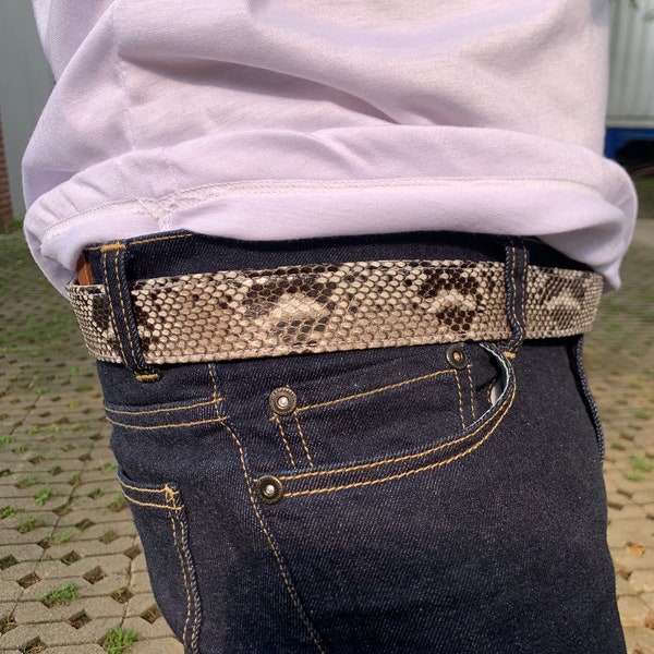 Ceinture pour homme en cuir véritable véritable peau de serpent faite main, ceinture pour homme, ceinture en peau, ceinture faite main, ceinture en peau de serpent, un cadeau pour les courageux