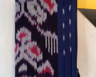 Handwoven Lombok Wallet: Bohemian Vegan Clutch with Zipper