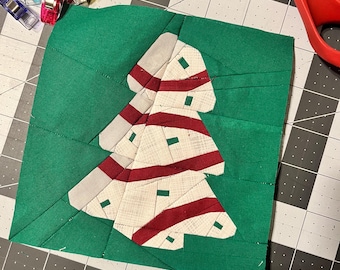 Foundation Paper Pieced Quilt Block Pattern - Christmas Tree Cake | 6”, 8”, 12” Sizes PDF | Holiday Sewing Instant Download