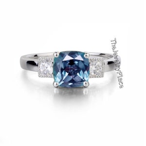 Halo Lab Alexandrite Ring Engagement Ring June Birthstone 925 Sterling Silver Ring Cushion Cut Gemstone Ring