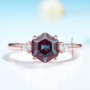 Hexagon Cut Alexandrite Ring- Sterling Silver Ring- Alexandrite Engagement Ring- Promise Ring- June Birthstone- Birthday Gift For Her