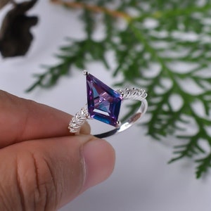 Alexandrite Rings Wedding Rings Kite Cut Rings June Birthstone Sterling Silver Rings Color Changing Gems