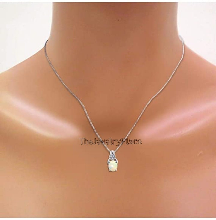 Collana Opale Minimalista – Placcato Argento, Ciondolo Ovale Opale Di Fuoco Creato, Pietra Di Ottobre, Gioiello Con Catena 40+5 Cm