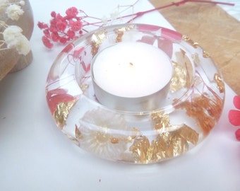 Golden leaf resin candle holder and natural dried flowers