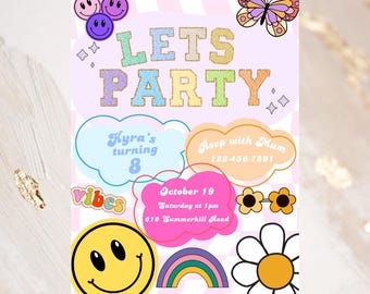 Lettre d'invitation preppy éditable numérique | Invitation d'anniversaire rétro patch universitaire | Let's Party Smiley Face Invitation modifiable Télécharger