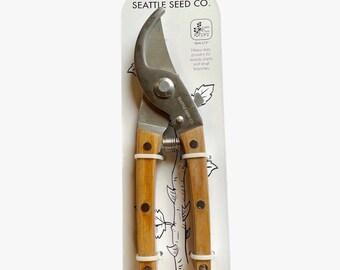 Bypass Pruners - Wood Handled Garden Tool