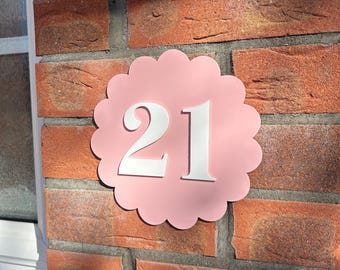 Scallop House Number Sign - Customise Number Colour - Door Sign