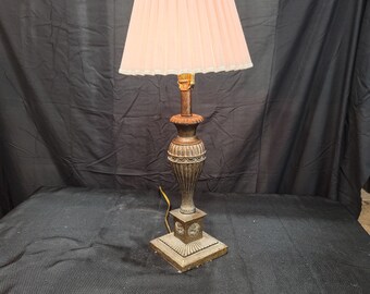 Federal Style Lamp with Bronze Finish