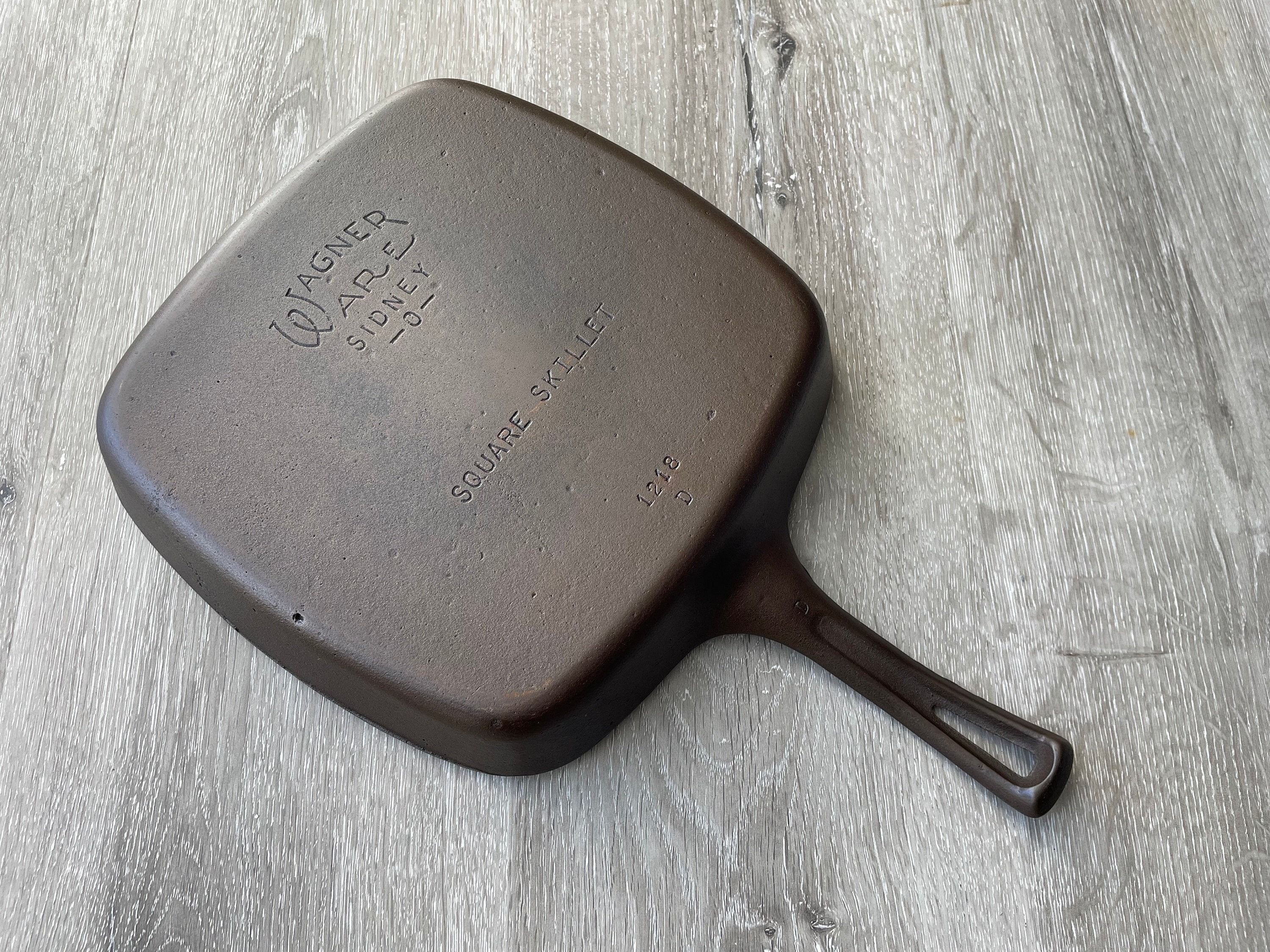 NICE Unmarked Wagner/griswold No. 14 Cast Iron Skillet, 15 1/4 Inch,  Antique Collectible Cast Iron Cookware 