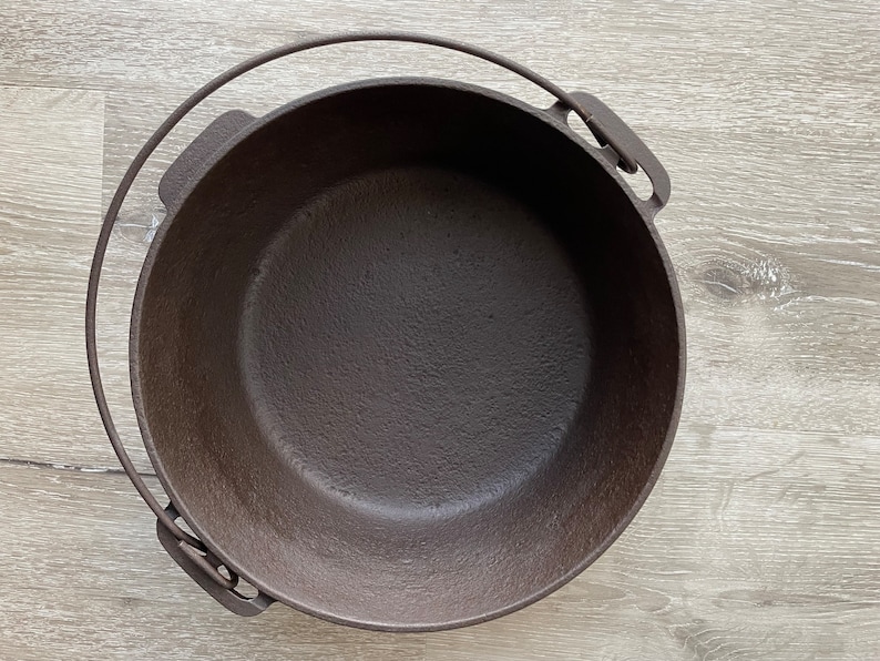 Western Foundry Mi-Pet Dutch Oven - Thumbnail 2