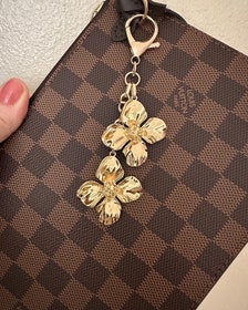 Louis Vuitton Inventeur Mirror Bag Charm - Gold Bag Accessories,  Accessories - LOU790931