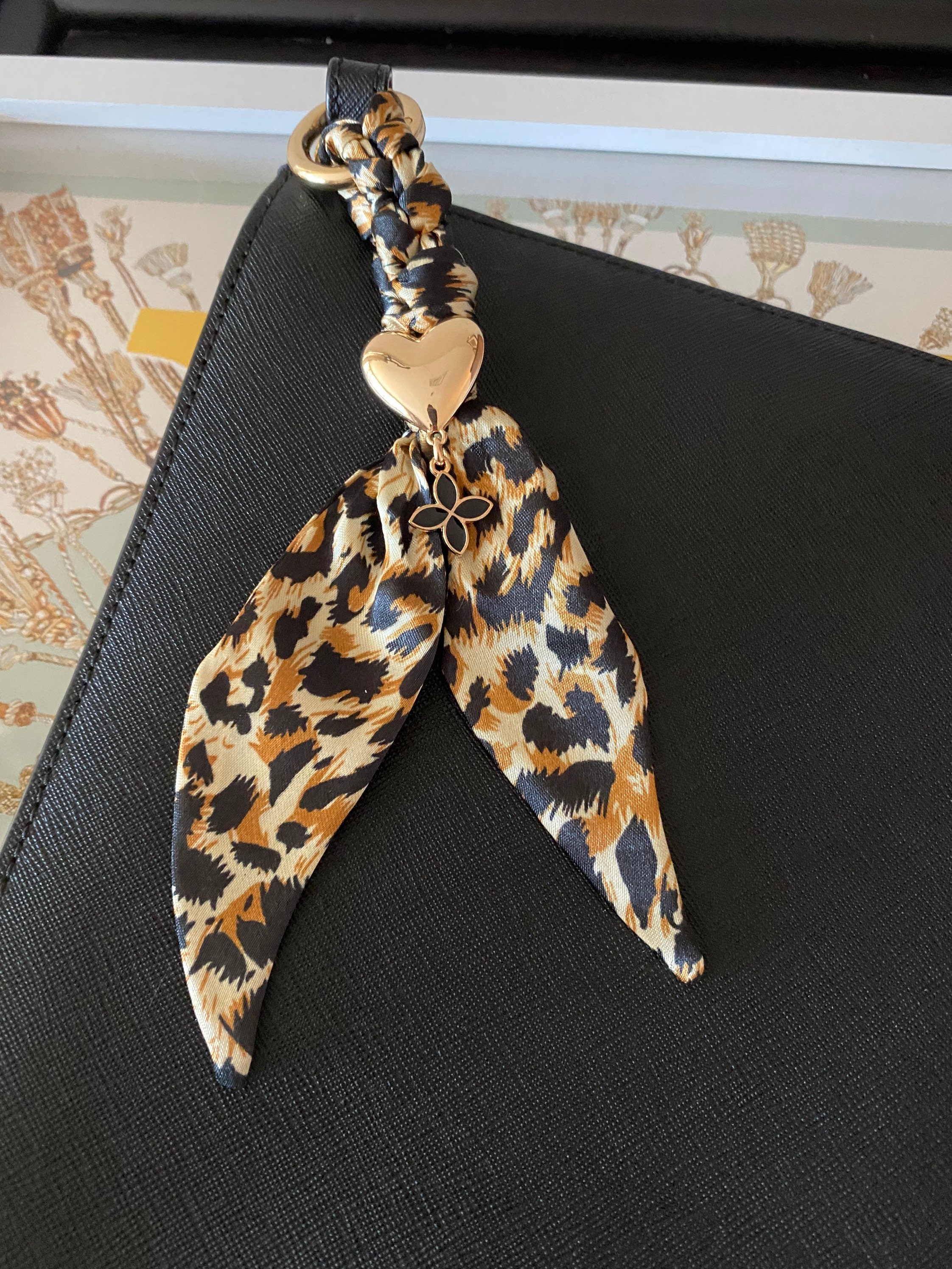 louis vuitton leopard bandeau