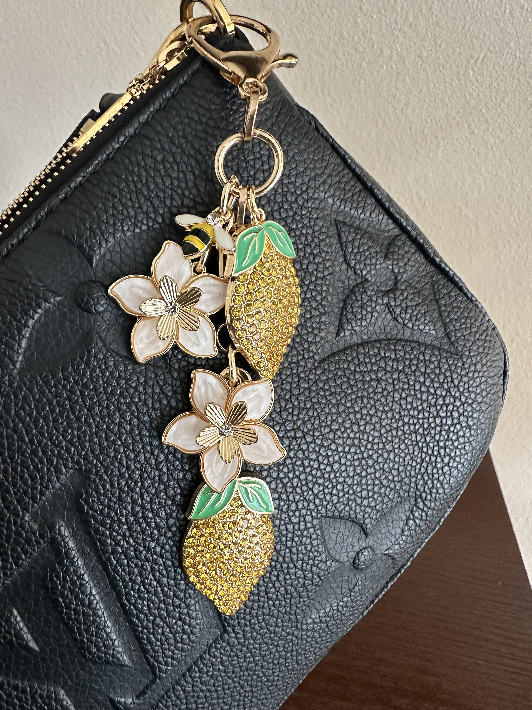 [Dienee] ディエネ バッグチャーム Bag Charm 送料関税込み バッグチャーム チャームアクセドール キーリング キーホルダー