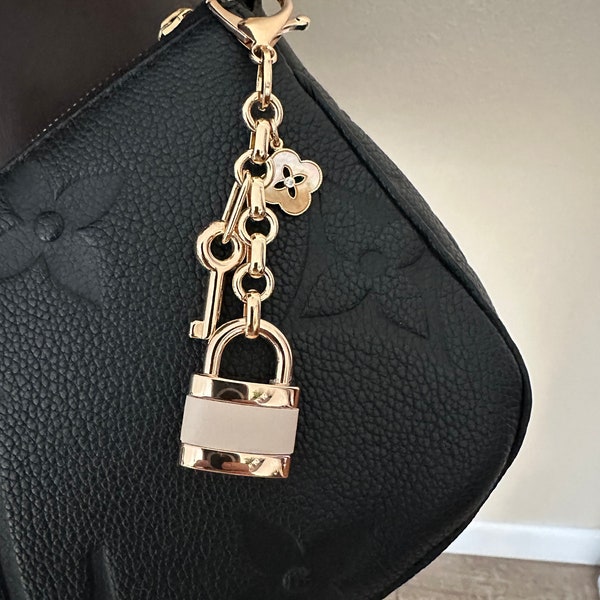 Bag charm/ lock and key charm