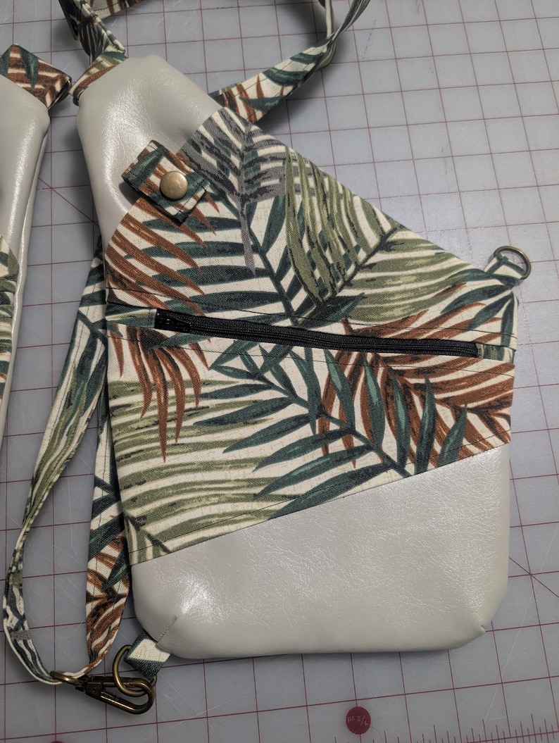 Left Shoulder | Anti-Theft Bag | Convertible Bag | Crossbody Sling | Unisex Bag bild 17