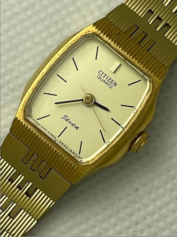 Citizen quartz online seven watch value