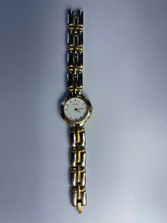 Bulova Ladies Vintage Two Tone Sapphire Crown Vin… - image 5