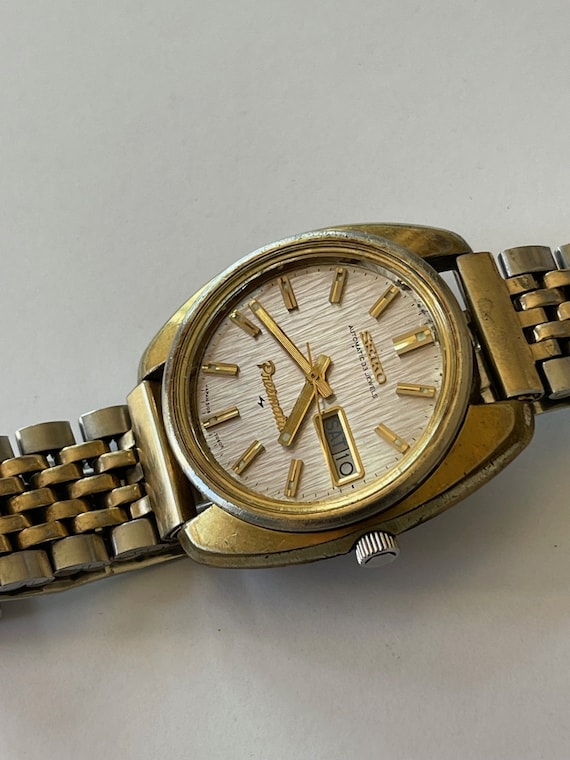 Seiko Presmatic Automatic 33 Jewels Day Date Calen