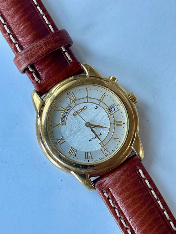 Seiko kinetic sports 100 indicator on sale