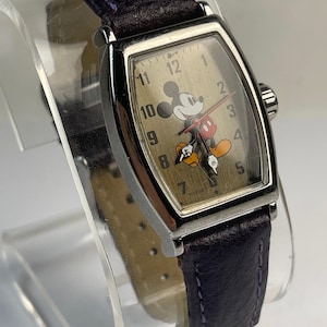 Ingersoll Disney Mickey Mouse & Pluto Tonneau Case Gold Dial Stainless Steel Case Vintage 1996